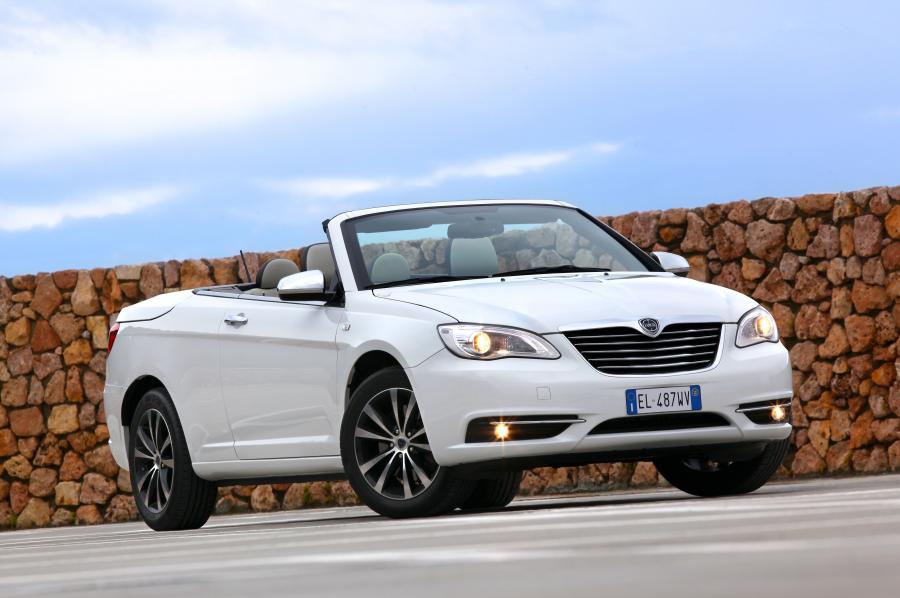  Lancia Flavia Convertible 2012 года  (фото 1 из 92)